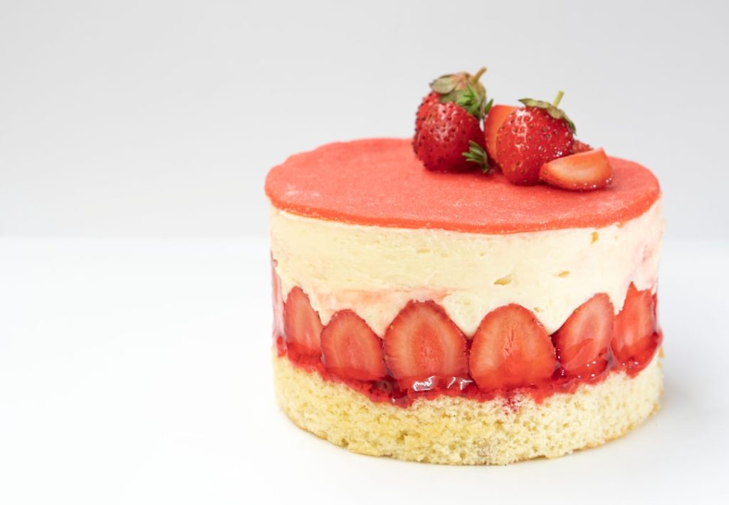 The Art of Drawing Readers In: Your attractive post title goes here strawberry-cake-on-white-surface-czfu60dkb6u
